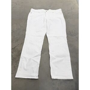 Levi's 414 Classic Straight Women's White Denim Jeans Measured 42x29 Mid Rise